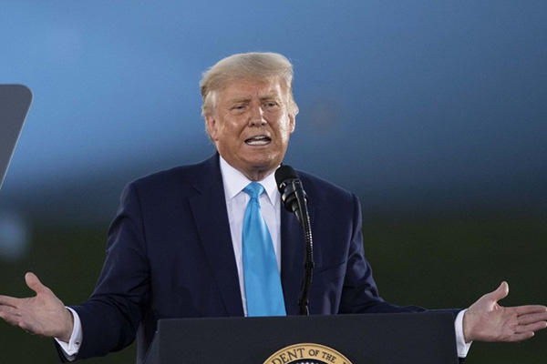 Trump pide a Putin que hable sobre acuerdos de H. Biden con esposa del exalcalde ruso
