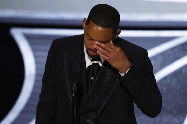 Will Smith podría ser expulsado de la Academia por agresión a Chris Rock