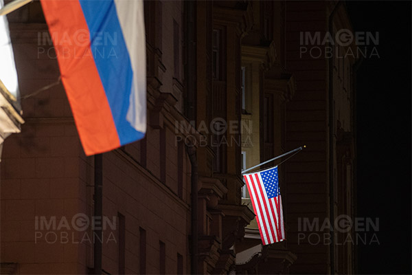 EU amplía sanciones a Rusia para incluir a sectores aeroespacial, marino y electrónico