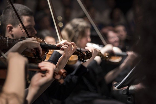 Universidad de Guanajuato prohíbe a su sinfónica tocar piezas de compositores rusos