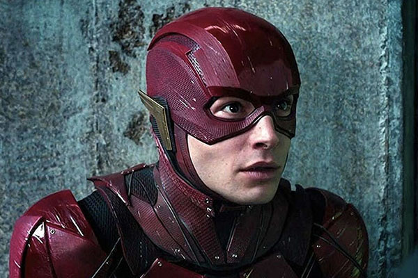 Warner y DC pausan proyectos con Ezra Miller a raíz de sus escándalos
