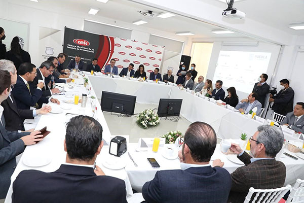 Ayuntamiento comparte acciones emprendidas en Comisión Permanente por Puebla