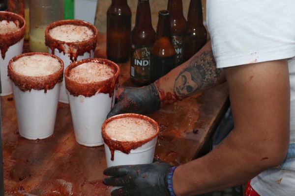 Muertes, riñas y otros problemas que deja el alcohol en Puebla
