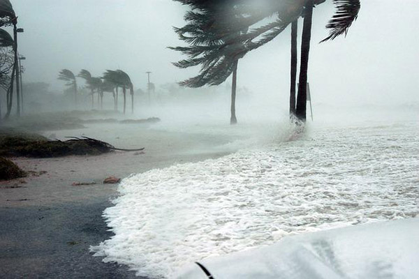 Más de 45,500 personas afectadas por la tormenta tropical Megi en Filipinas