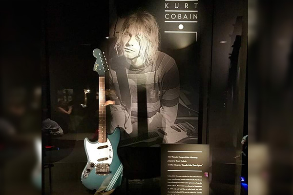 Subastarán guitarra de Kurt Cobain para apoyar a una organización de salud mental