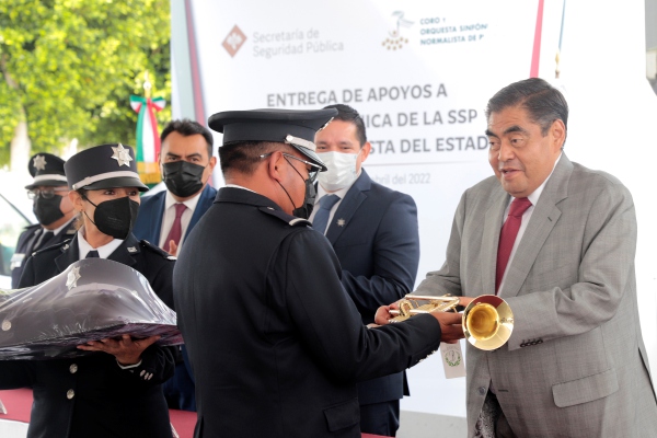 El gobierno reconoce y respalda a los grupos musicales estatales: Miguel Barbosa