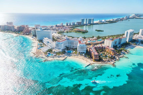 De destino desconocido a foco turístico nacional: así se inventó Cancún