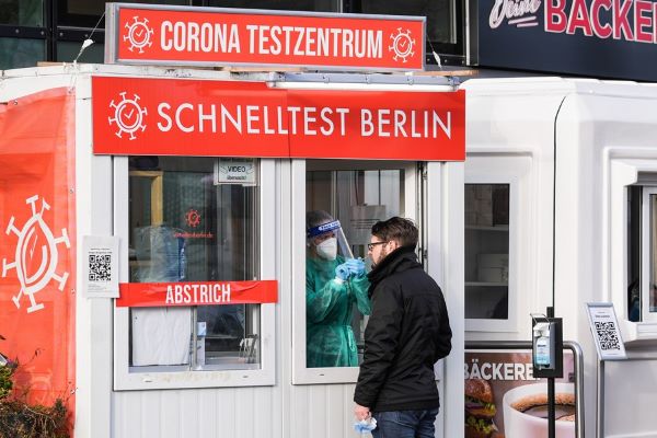 Alemania notifica más de 37,500 nuevos casos covid en un día