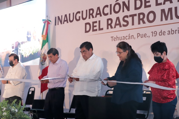 Puebla tiene un gobierno estatal transparente y comprometido, destaca Miguel Barbosa