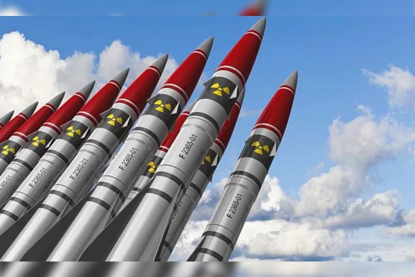 Rusia advierte intención de EU de presionar con armas de destrucción masiva
