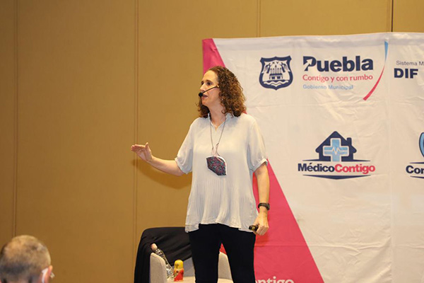 DIF municipal trabaja con la población para sanar heridas emocionales de la infancia