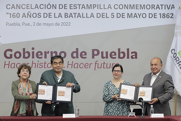 Preside Barbosa Cancelación de Estampilla Conmemorativa por Batalla del 5 de Mayo