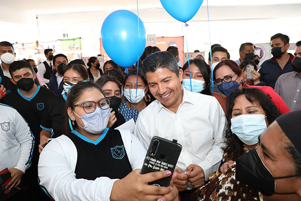 Eduardo Rivera, rectores y lideres sindicales inauguran la Expo Universidades 2022