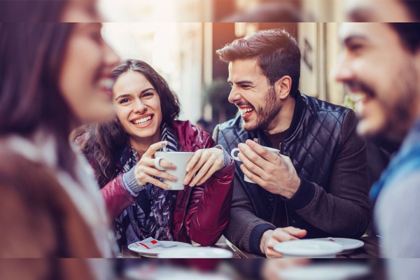 El humor es la mejor arma para el coqueteo, según la ciencia