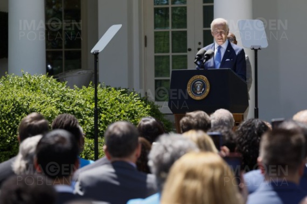 Biden llama a eliminar el “terrorismo interno” tras tiroteo racista en Búfalo