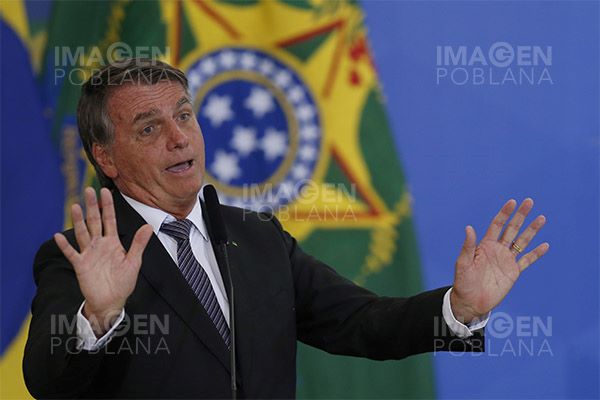 “Tal vez fui el único presidente que no aceptó el aislamiento por COVID-19”: Bolsonaro