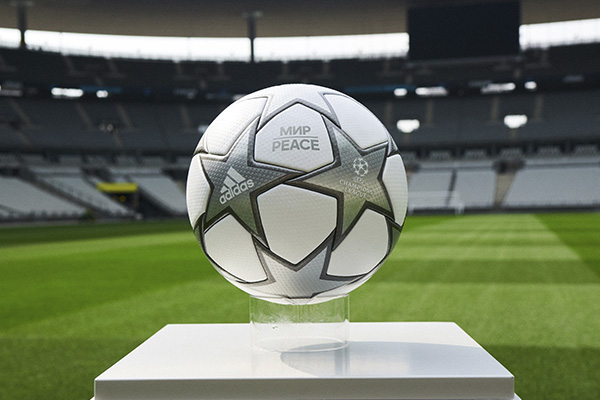 Adidas hace un llamado a la paz en Ucrania mediante el balón oficial para final de Champions