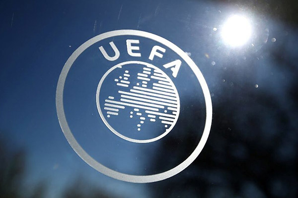 UEFA prohíbe partidos entre selecciones de Bielorrusia y Ucrania en futuros torneos