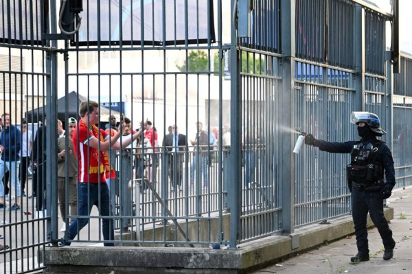 Más de 100 detenidos, el saldo de disturbios tras final de la Champions en París