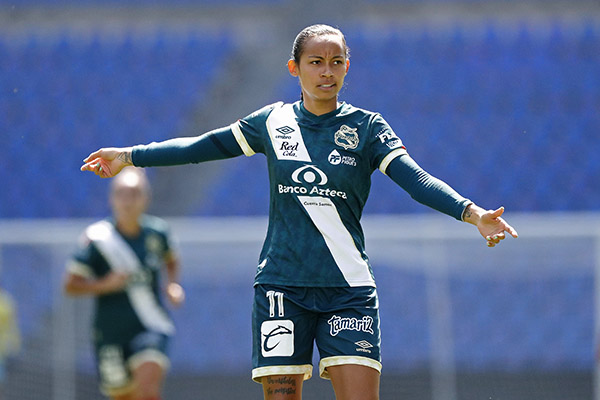 "Para un equipo así, nadie quiere jugar", Verónica Martins se lanza contra el Puebla