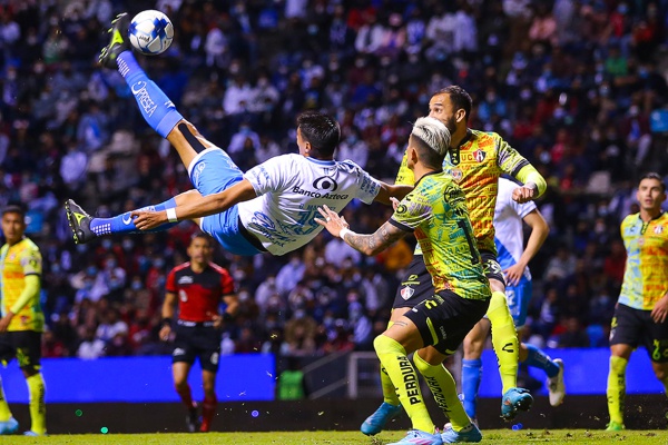 “Chilena” de Guillermo Martínez, el golazo con mayor grado de dificultad