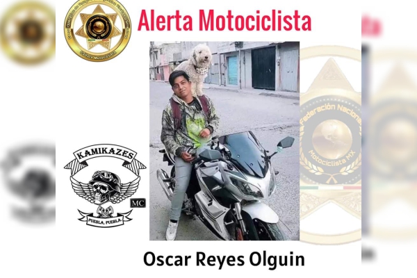 Reportan grave al motociclista que cayó del puente del Periférico