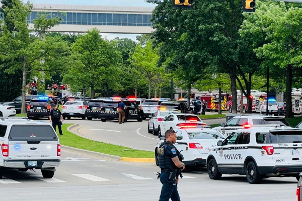 Suben a cinco los muertos por tiroteo en hospital de Tulsa