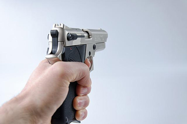 Time: Tipos buenos con armas nunca impiden los tiroteos masivos