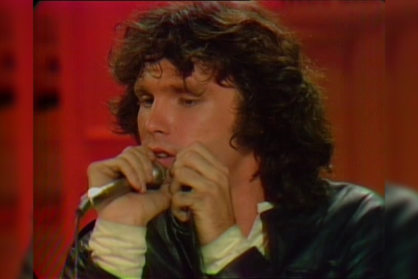 “Light My Fire”, 55 años del hit que catapultó a The Doors