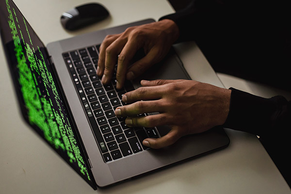 Decomisan servidores de los hackers que robaron datos de 24 millones de norteamericanos