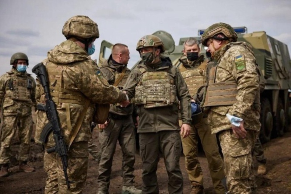 Washington sólo perjudica a Ucrania armándola, afirma el Kremlin