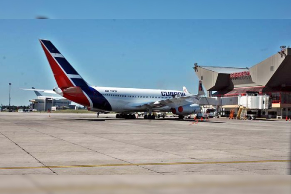Aerolíneas estadounidenses retoman vuelos a más aeropuertos cubanos