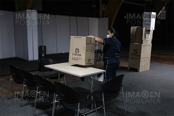 Gobierno colombiano reporta "total normalidad" en inicio de segunda vuelta presidencial