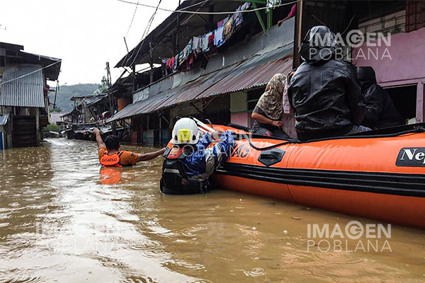 Provincias turcas de mar Negro son asoladas por fuertes lluvias e inundaciones