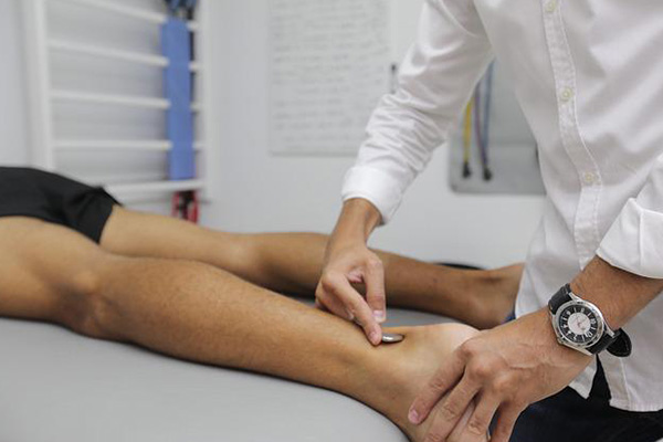 Fisioterapia, profesión en auge que obliga al autoempleo