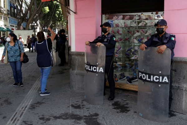 Vigilancia antiambulantes es bienvenida, aunque aleja a clientes del centro histórico