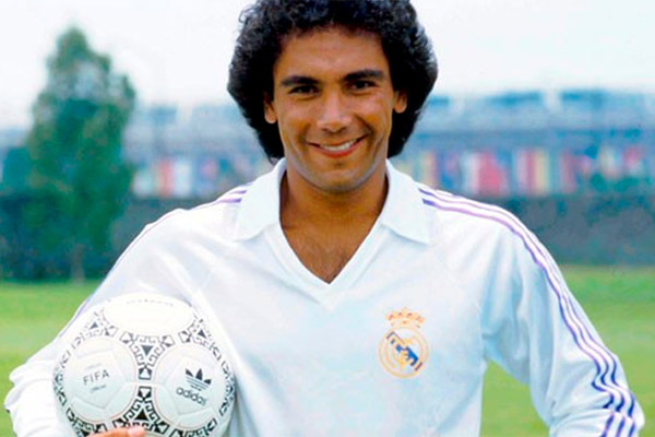 Hugo Sánchez, “el Niño de Oro” que hizo soñar a México, cumple 64 años