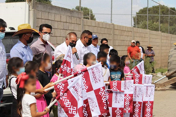 Inicia Mario de la Rosa obra de pavimentación en Chachapa