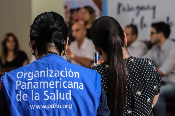 OPS llama a países de la región a trabajar juntos frente a casos de COVID-19 y viruela símica