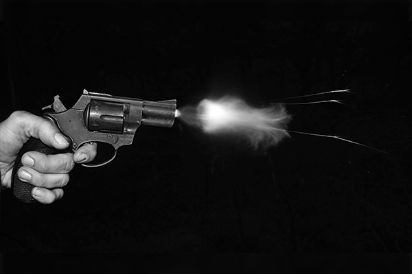 Balean en la cabeza a un hombre en aparente asalto