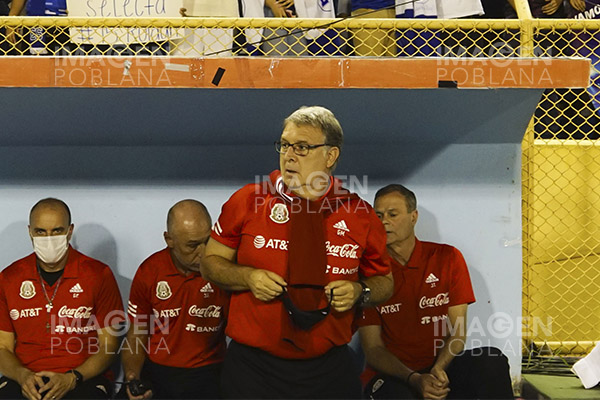 Martino, el que más gana y menos trabaja de la CONCACAF