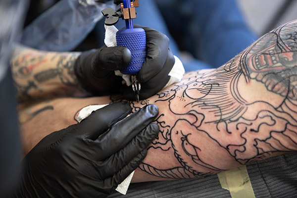 Los 6 mitos del tatuaje que debes saber antes de hacerte uno