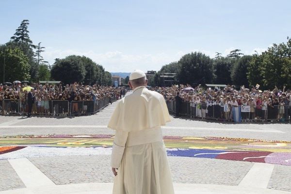 El Papa Francisco viaja a Canadá para iniciar la “peregrinación penitencial”