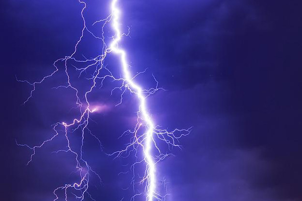 India: 20 muertos por impacto de rayo tras intensas tormentas eléctricas