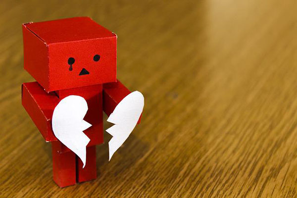 Advierten sobre el “catfishing”, estafa romántica en redes sociales