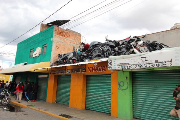 Vehículos desmantelados, el negocio en “la 46”