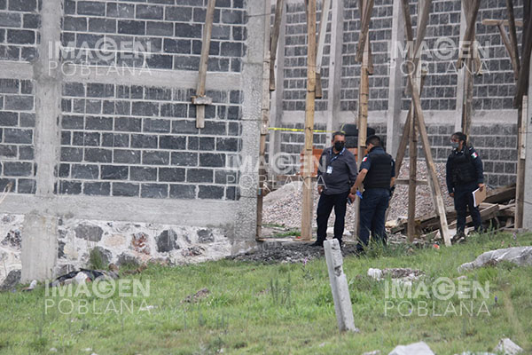 Localizan cadáver junto a construcción en Lomas de San Miguel