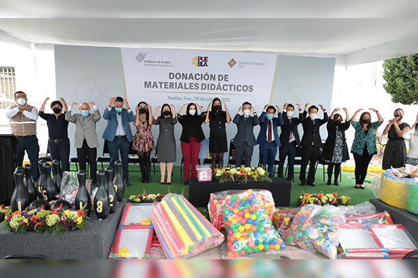 Recibe SEDIF donación de material educativo y juguetes por parte de Fundación WELOVEU