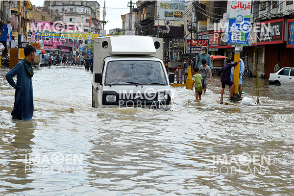 Sube a 162 número de muertos por lluvias monzónicas en Pakistán