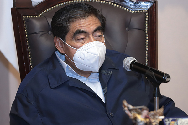 No mentir y mejor ponerse a trabajar, recomienda Barbosa a Rivera Vivanco